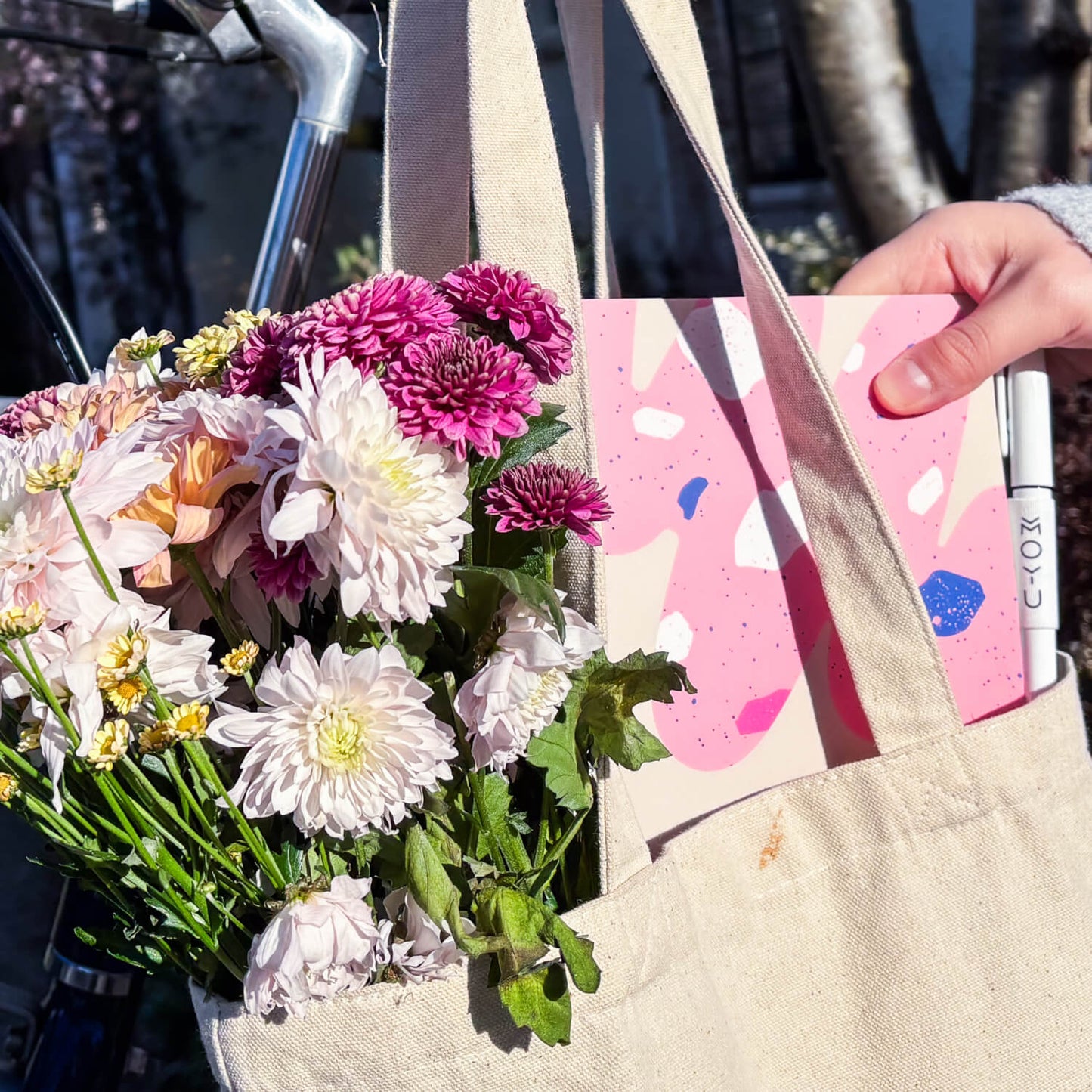 MOYU Flamingo Desert A5 erasable notebook in a bag