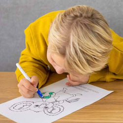 kid-coloring-with-pilot-frixion-erasable-marker