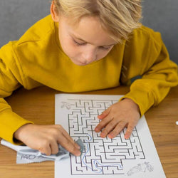 kid-wiping-erasable-maze-sheet