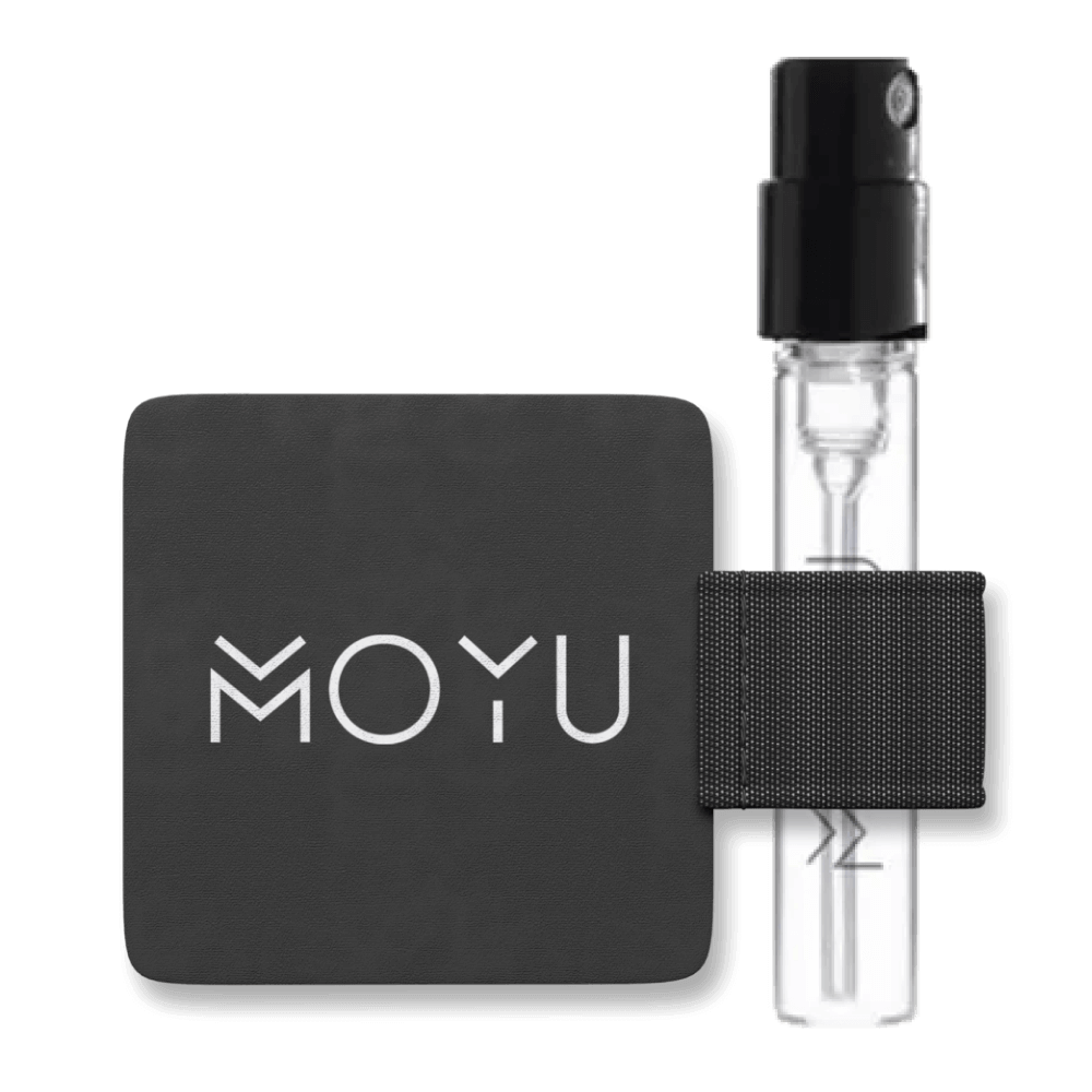 moyu-mini-spray-bottle-in-black-holder